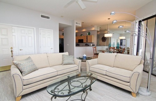 McCormick Ranch Condo | Waterfront Views, Office, Main Floor, Walkable, Pet Friendly, Family Friendly