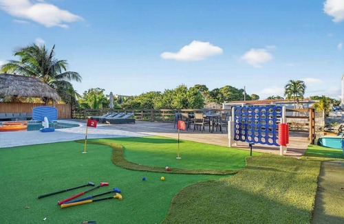 Ojus House | Waterfront Villa 5 min Aventura Cool Amenities