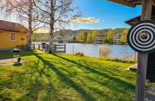 Torpshammar Villa | Waterfront Villa | Private Jetty | Family and Kids friendly | Scenic Views
