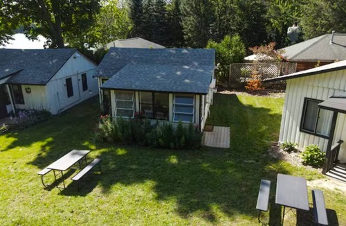 Elk Rapids Cabin | Waterfront w/Beach on Elk Lake - Cabin 2