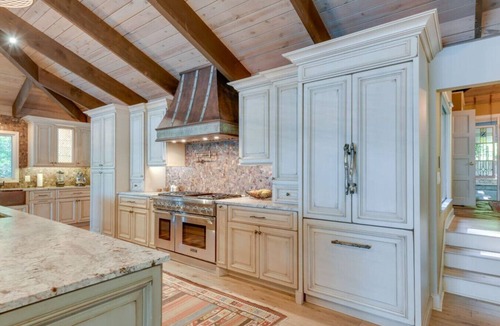 Sherrills Ford House | Waterfront w/Dock | Boat | Kayaks | Gym | Pets OK
