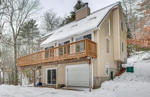 Pine River Pond House | Waterfront Wakefield Retreat w/Floating Dock