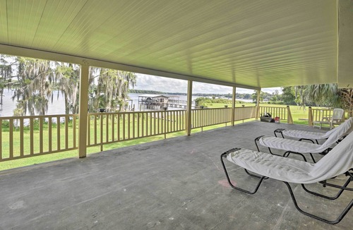 Welaka House | Waterfront Welaka Escape w/Private Docks!