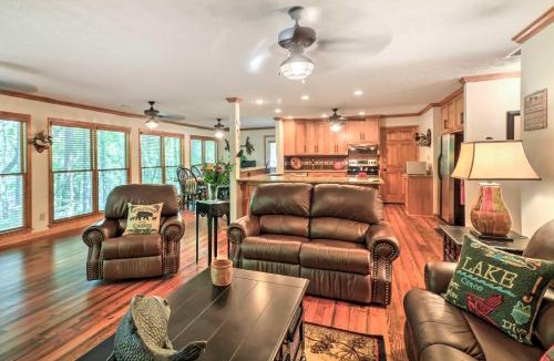 LaGrange House | Waterfront West Point Lake Cabin w/Private Dock!