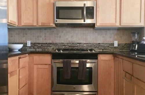 Downtown Seattle Condo | Waterfront Wonderful: 2bed Apt close to Pike Place Mkt and Cruise Terminals