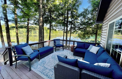 Cambridge Springs House | WaterfrontHome-Nature,Views,Peace-up to 12, ideal for Family/Friends/Celebration