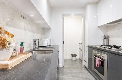 Waterloo Apartment | Waterloo 2BR/2BA | Pool, Parking, Near Green Sq