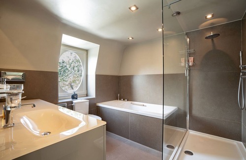 Waterloo House | Waterloo Garden residence