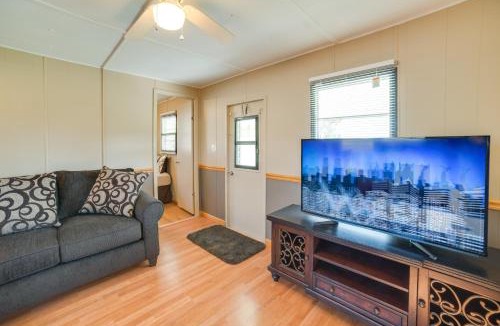 Waterloo House | Waterloo Home: Walk to Pickwick Lake Fishing Pier!