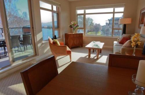 Osoyoos Hotel | Watermark Beach Resort