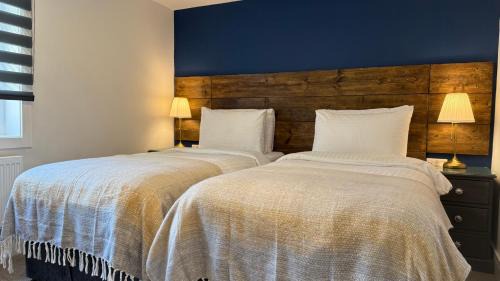 Chard Hotel | Watermead House
