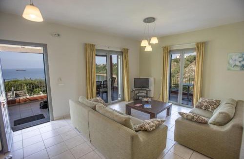 Svoronata Villa | Watermill Villa