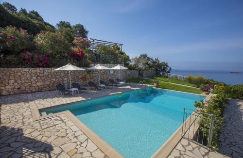Svoronata Villa | Watermill Villa