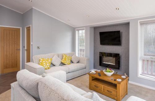 Tewitfield House | Waternook Lodge