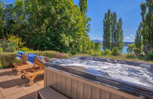 Wanaka House | Waters Edge by Sotheby's Luxury Rental Homes