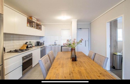 Century City Apartment | Waters Edge Sanctuary