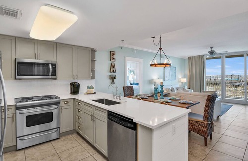 Fort Walton Beach Condo | 🌟 Waterscape A101 Oceanfront! Ground Floor 3BR + Bunkroom! Beach View!