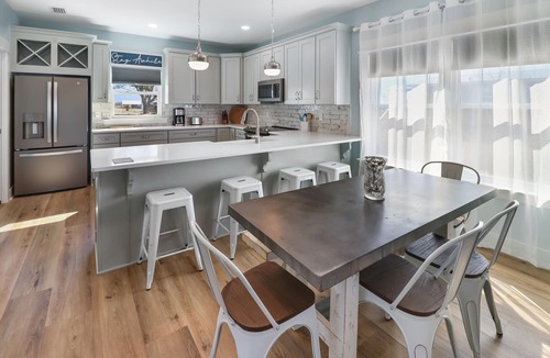 Mexico Beach House | WATERSHED COTTAGE, MODERN 3BD/2BA HOME W/POOL & FIRE PIT! PET FRIENDLY!