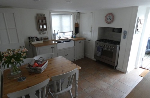 Emsworth House | Waterside Cottage In Emsworth, Hampshire
