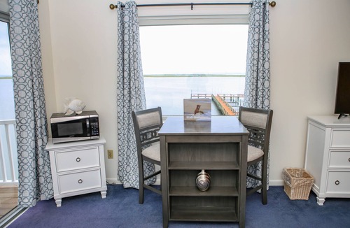 Chincoteague Hotel | Waterside Inn