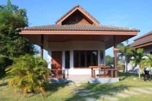 Pranburi Resort | Waterside Resort