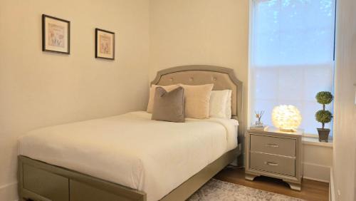 Fox Point Apartment | Waterside Step-free 2BR, Near Brown and RISD, Free Parking
