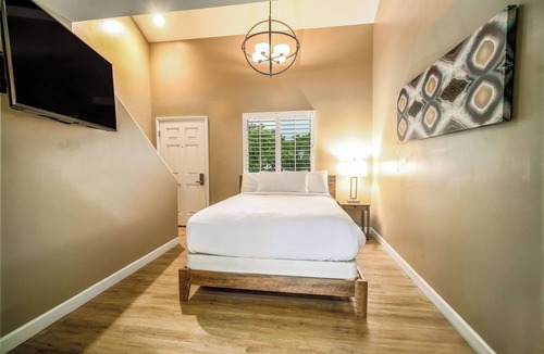 Key Largo Hotel | Waterside Suites & Marina