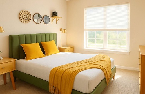 Reston Bed & Breakfast | Waterside - Unit 24 Reston