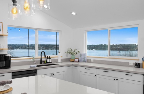 Navy Yard City House | Waterview 4BR Home w/Hot Tub, Spa Bath & Game Room