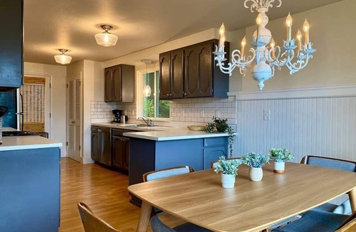 Rosario House | Waterview, Bright home close to town, Moran Park with kayaking, hiking, and beaches