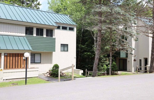 Thornton Condo | Waterville Valley Vacation Condo close to Town
