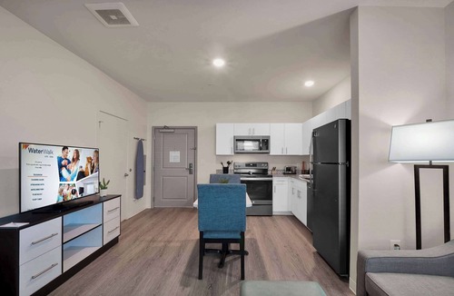 Charlotte Hotel | WaterWalk Extended Stay by Wyndham Charlotte - Arrowood