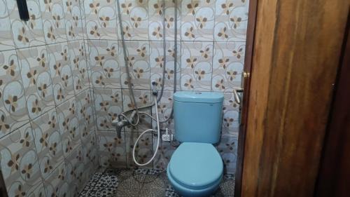 Moni Cabin | Watuburu Cottage & Restaurant