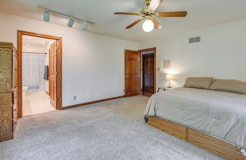 Rib Mountain House | Wausau Home w/Deck Near Rib Mountain State Park!