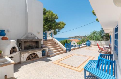 Salamis House | Wavedance Accommodation