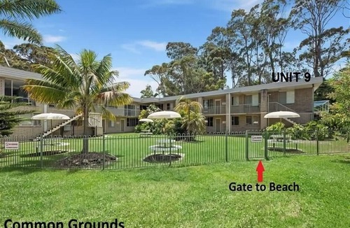 Surf Beach Apartment | Waves at Surf Beach