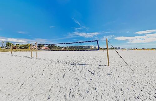 St. Pete Beach House | Waves Unit 2