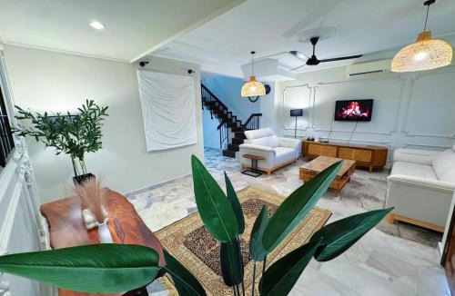 Puchong Villa | WAWASAN PUCHONG, PUSAT BANDAR PUCHONG Fully Aircon Homestay