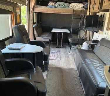 Squaw Valley Other | Waxberry Camper