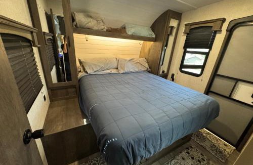 Squaw Valley Other | Waxberry Camper