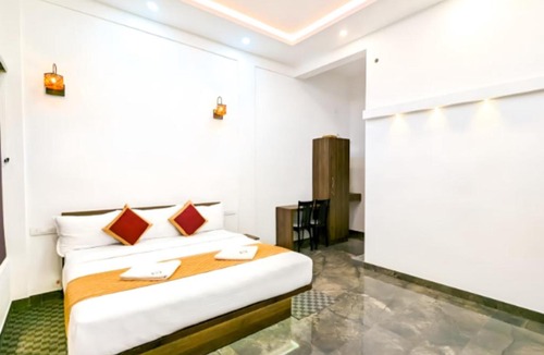 Sulthan Bathery Resort | Wayanad Valentine Pool Resort