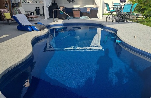 La Villa Gardens Apartment | We are the coolest hosts on the planet! You will love it here!