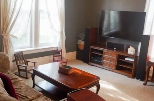Point Pleasant House | We are walking distance to Mothman Statue and Mothman Museum.