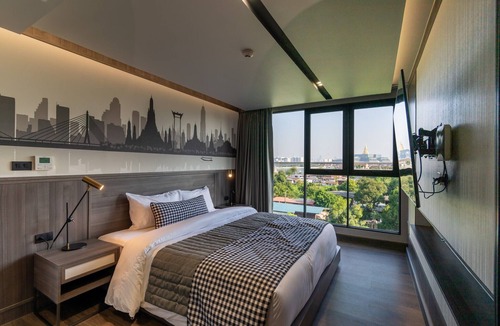 Bang Phlat Hotel | We Hotel Riverfront