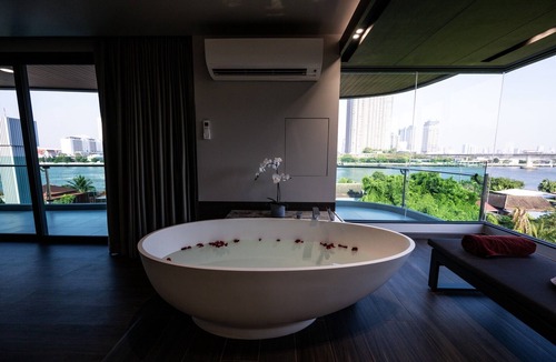 Bang Phlat Hotel | We Hotel Riverfront