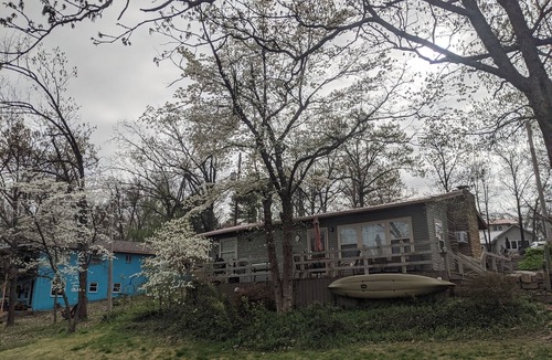 Eucha Cottage | WE'RE RIGHT ON THE LAKE WHERE THE FUN AWAITS -AS ALWAYS NO CLEANING FEES