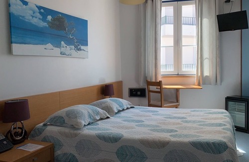 Nazare Hotel | WEAA Hotel
