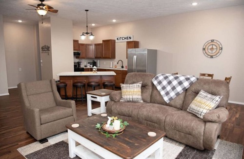Mansfield Apartment | Weaver Loft: Cozy Downtown Retreat in the Heart of Mansfield - Home of Laura Ingalls Wilder!