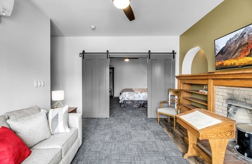 Lyndonville Hotel | Webber Hotel