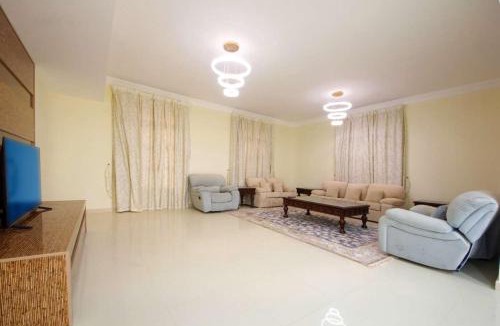 Garhoud Apartment | Wecation - 5BR Villa With Private Swimming Pool